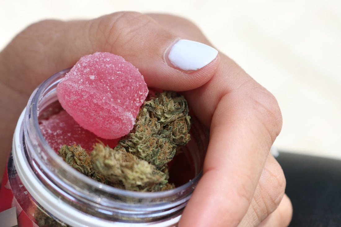 How to Safely Enjoy Extra Strong Edibles: Tips for Newbies